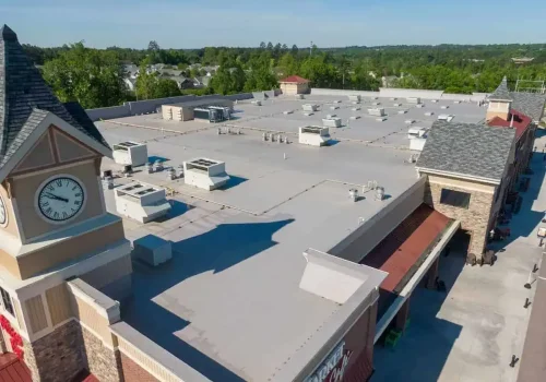 imgi_82_light-colored-commercial-roofing-material-on-large-commercial-building-1