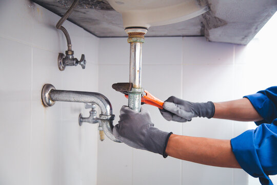 Water Main Leak Fix Services